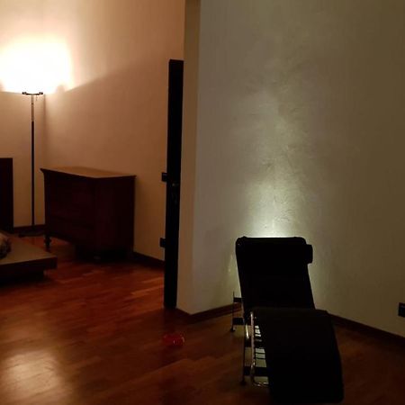 La Casa Con Piscina Riscaldata Interna Anna Luxury Garden Apartment ปิซา ภายนอก รูปภาพ